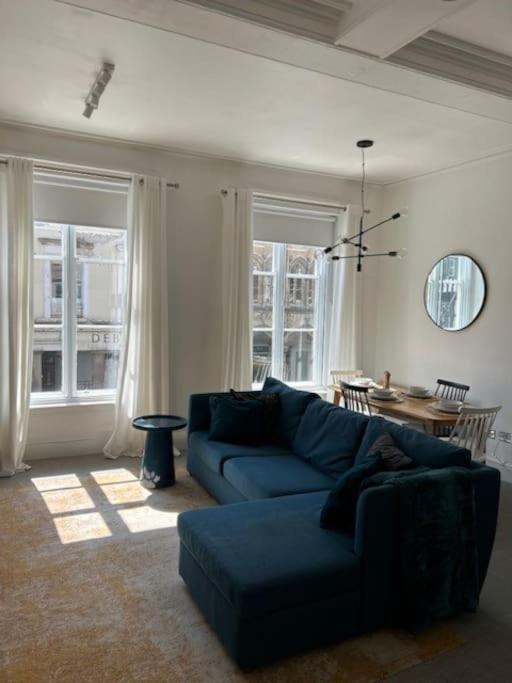 Modern Apartment Within Historic Chester City Walls 외부 사진